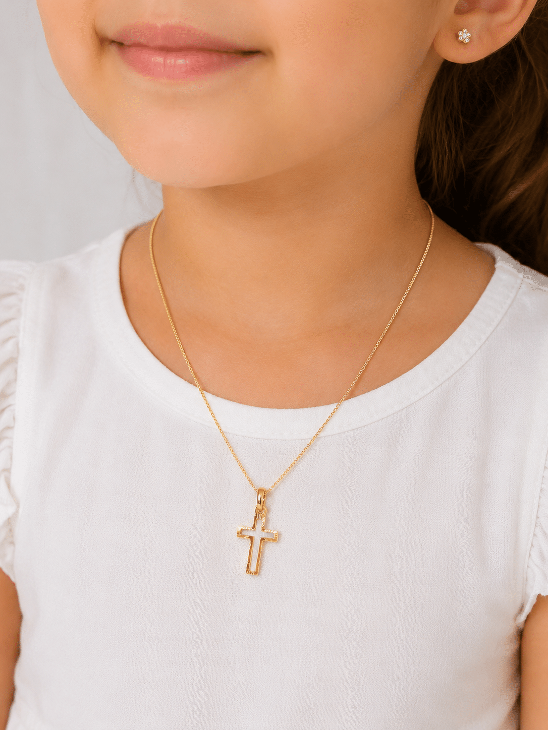 Small Cruz Diamond Cut Pendant - Imagen 2